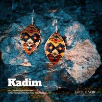 Kadim Siyah Zemin Turuncu Aztek Kilim Desenli El Yapımı Bakır Küpe – Handmade Copper Earring