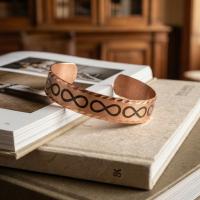 Premium Geometrik Motifli El Yapımı İnce Bakır Bileklik - Seri 040