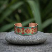 Kalın Bakır Bileklik - Turquoise Zemin Kırmızı Geometrik Model 015