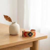 Aztek Kilim Desenli El Yapımı Kalın Bakır Bileklik - Seri 001