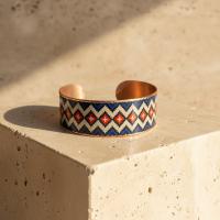 Kilim Bordür Motifli El Yapımı Kalın Bakır Bileklik - Seri 009